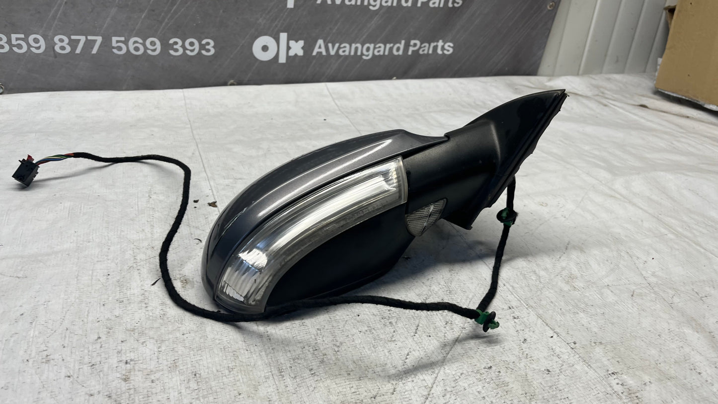 Volkswagen Passat 6 дясно огледало