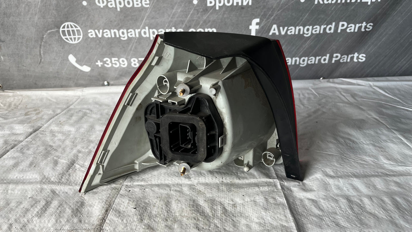 Десен стоп Volkswagen Golf 5 2003-2009