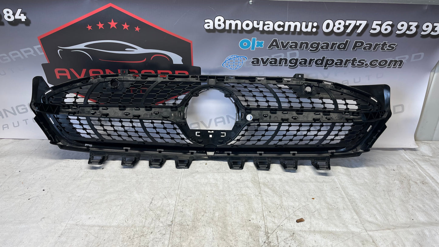 Mercedes CLA W118 предна решетка