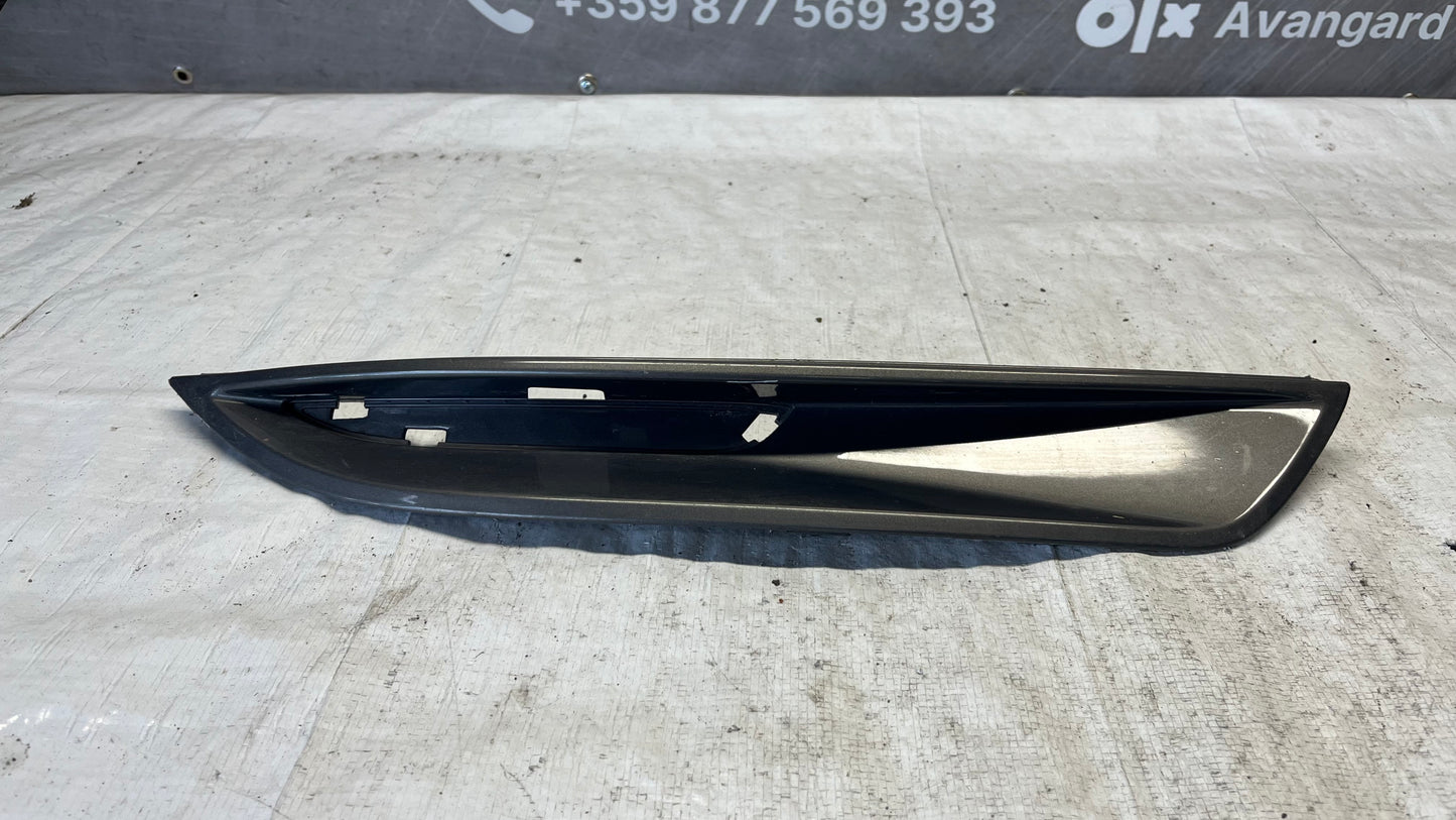 Ford Kuga 09- решетка дясна предна броня