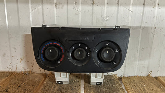 Панел климатик Fiat Doblo 2010-2015