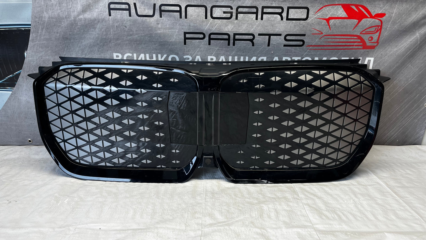 BMW X1 U11/U12 маска