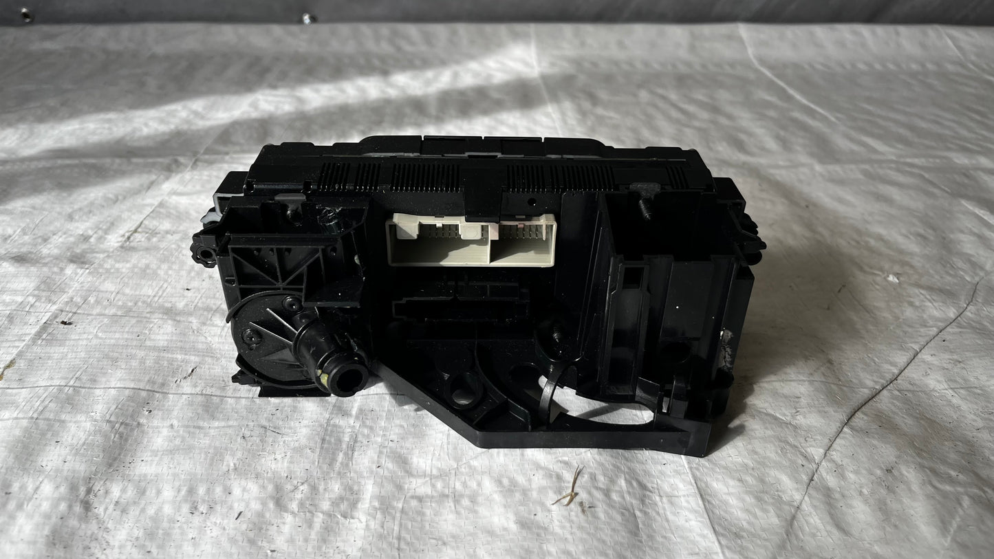 Seat Altea 04- панел климатик