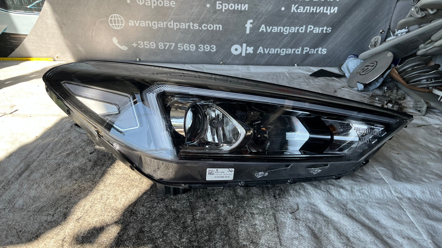 Десен фар Hyundai Tucson 4 2020-