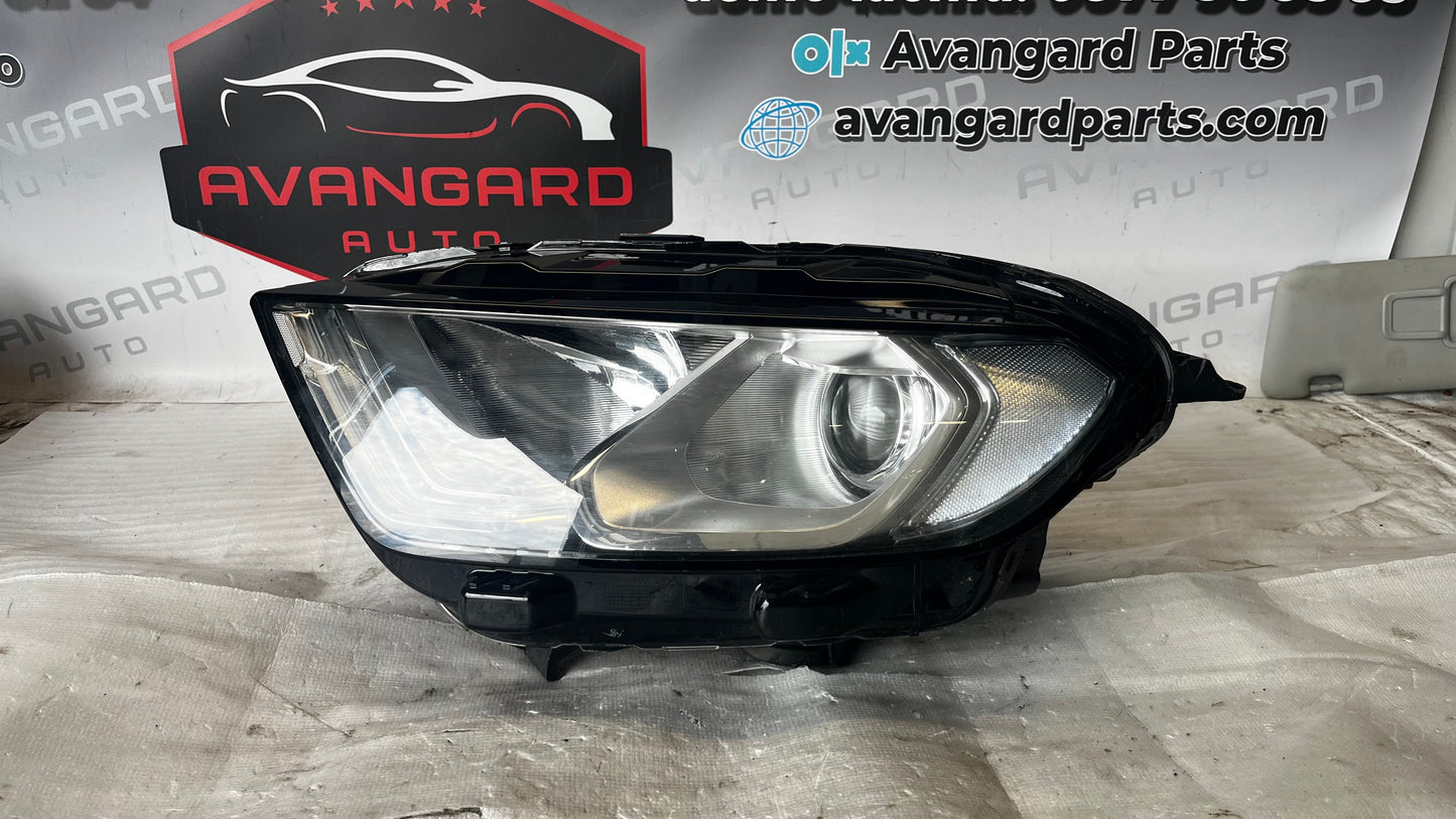 Ford Ecosport 2 десен фар
