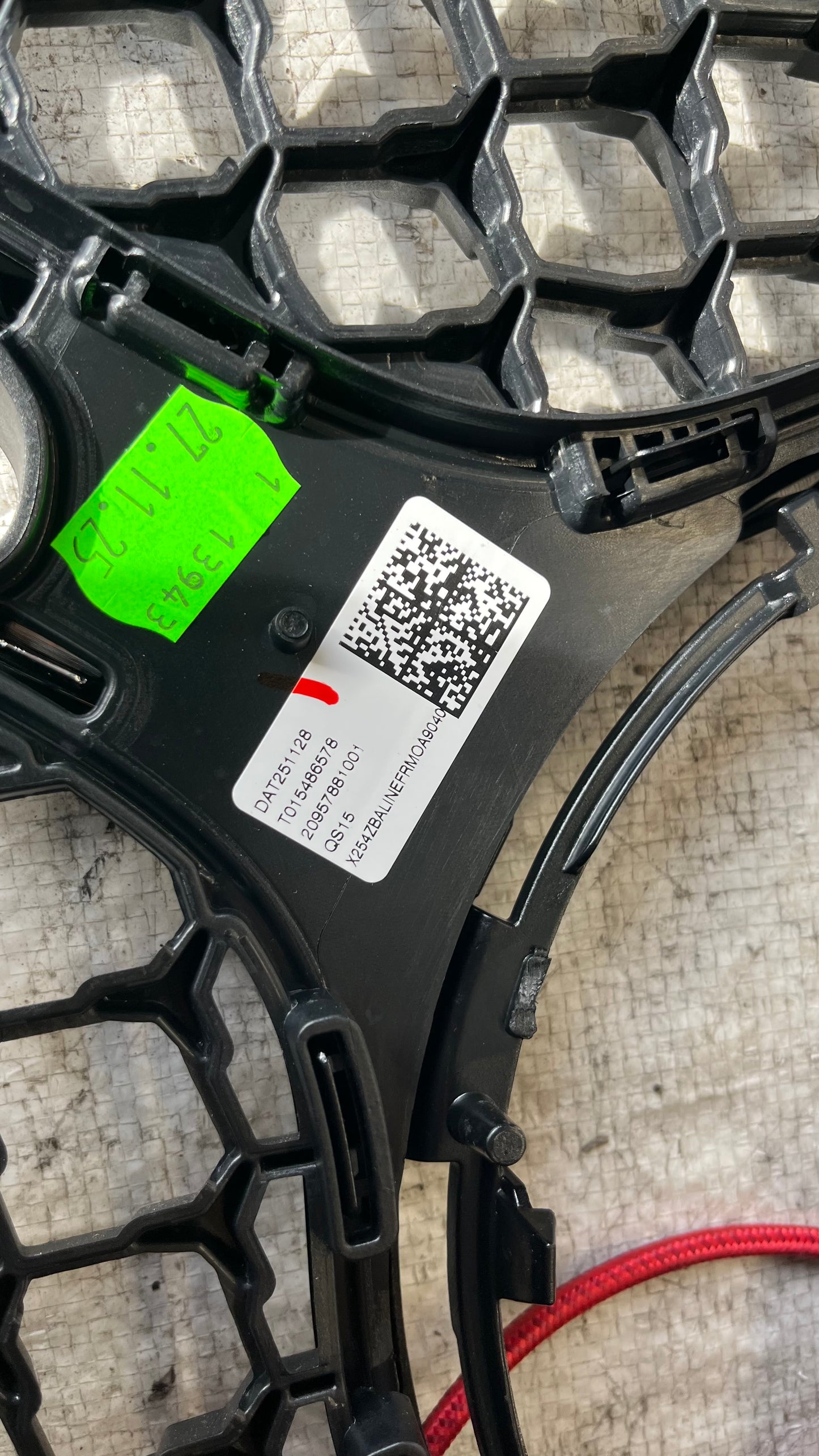 Mercedes GLC 254 AMG предна решетка