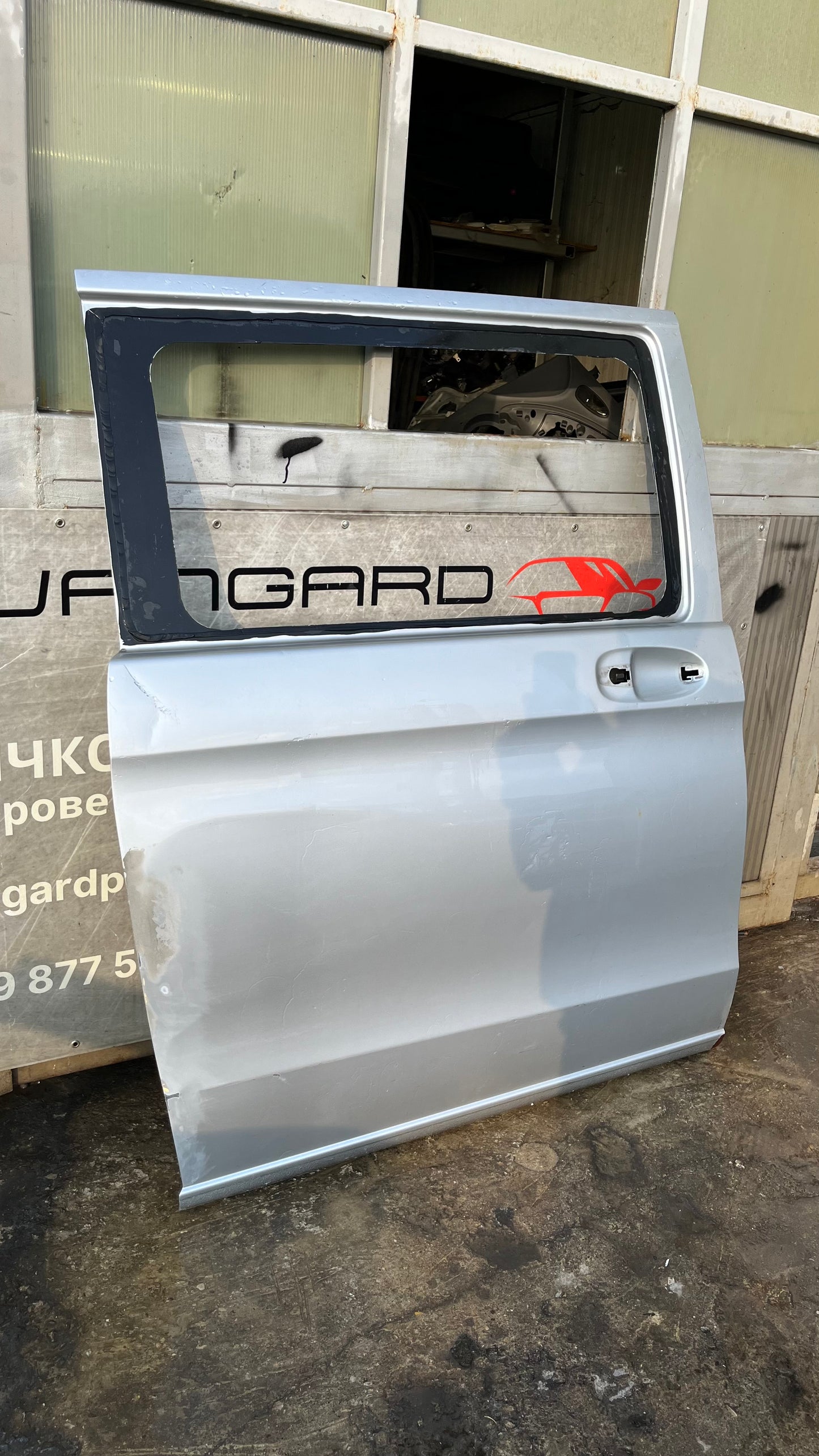 Задна дясна врата Mercedes Vito W447