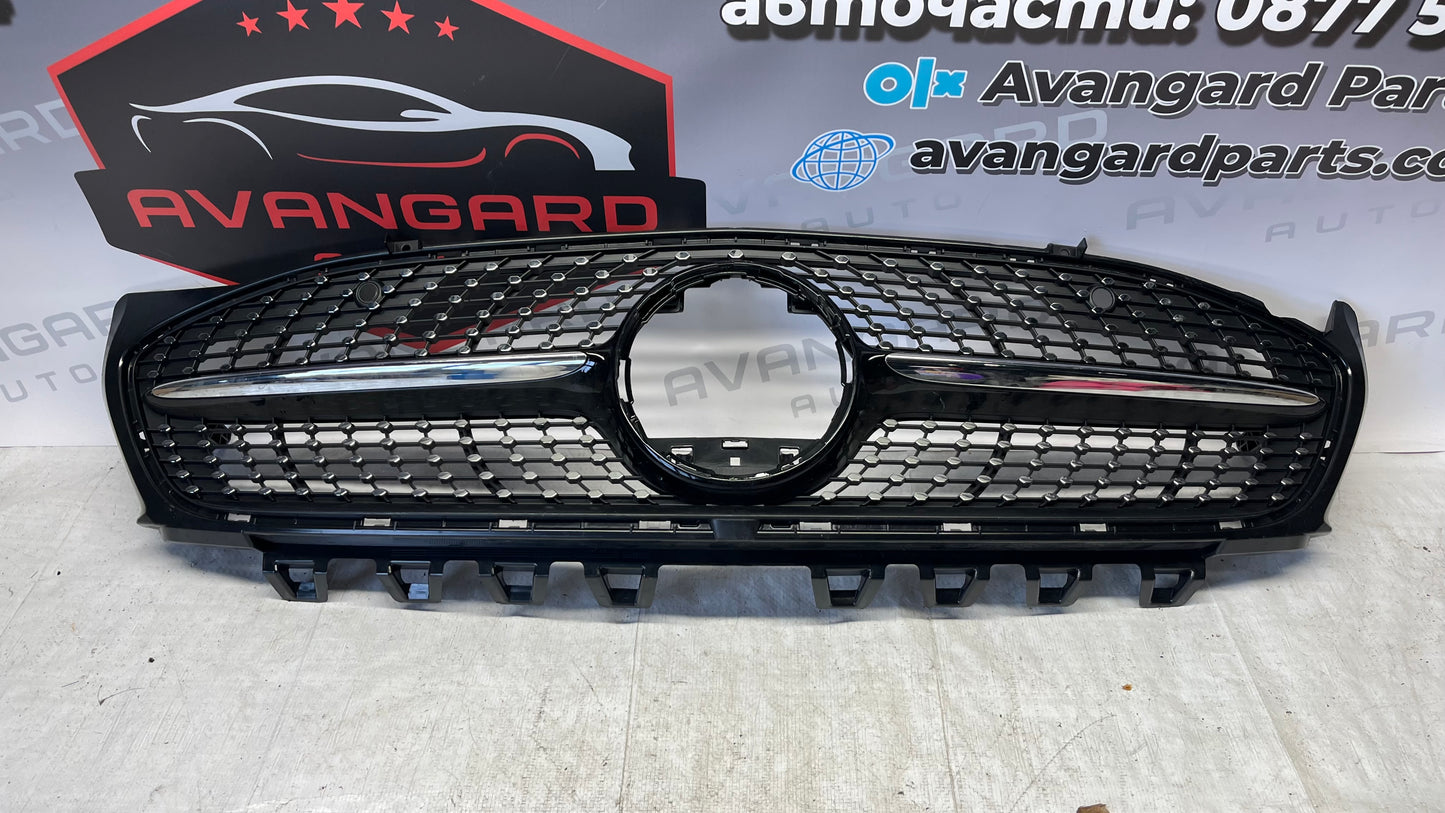 Mercedes CLA W118 решетка