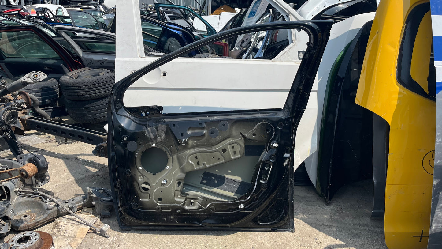 Предна дясна врата Peugeot 2008