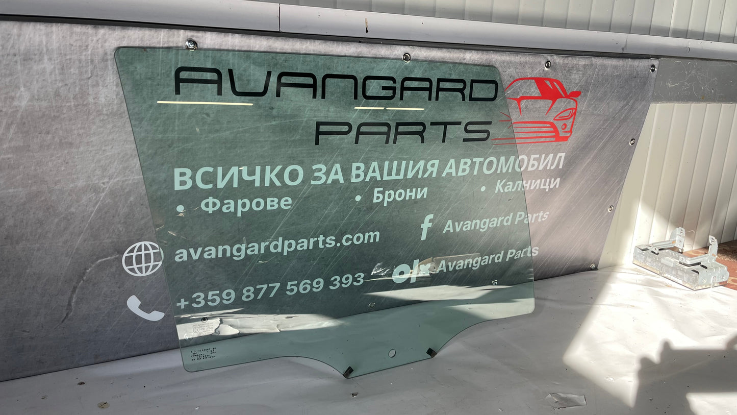Задно дясно стъкло Skoda Octavia 3 (2012-2019)