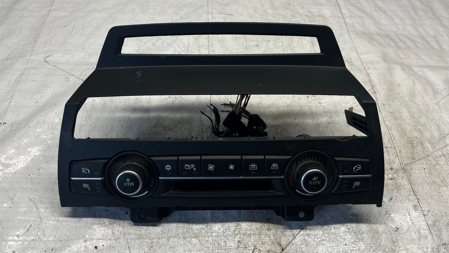 BMW X5 E70 панел климатроник
