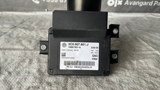 Модул паркинг Volkswagen  Passat B6