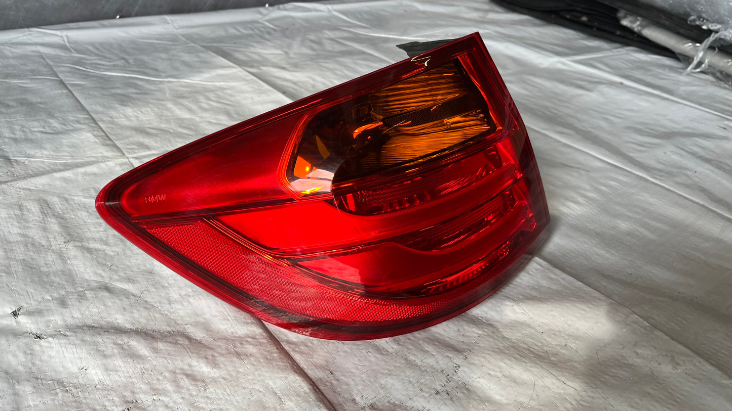 Ляв стоп BMW 3 F31 2011-2019