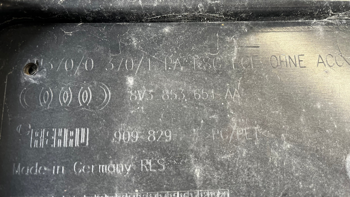 Решетка Audi A3 8V S-Line 2013-2020