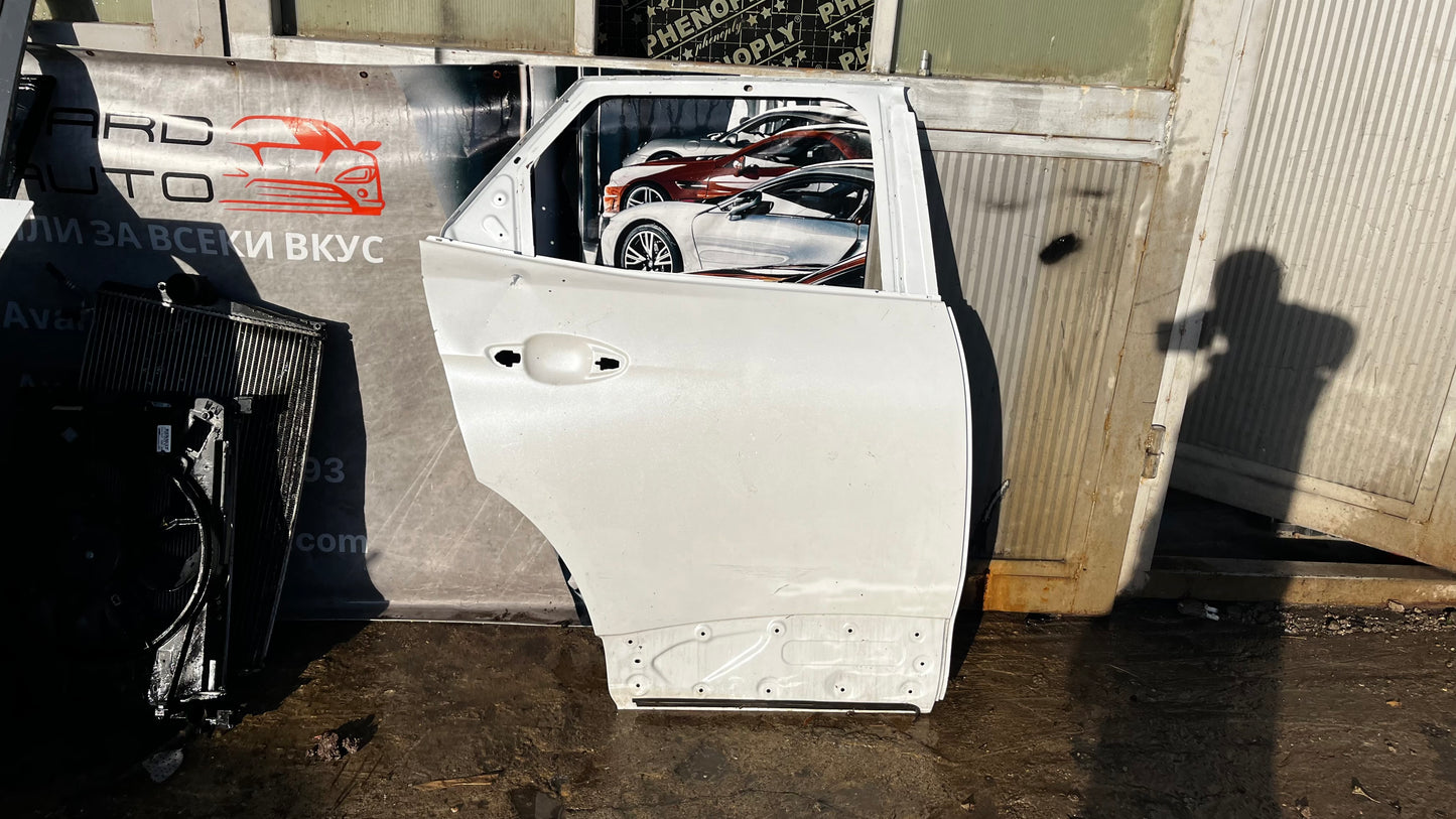 Peugeot 3008 2 задна дясна врата