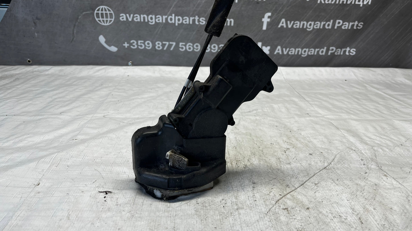 Mazda 6 задна дясна брава