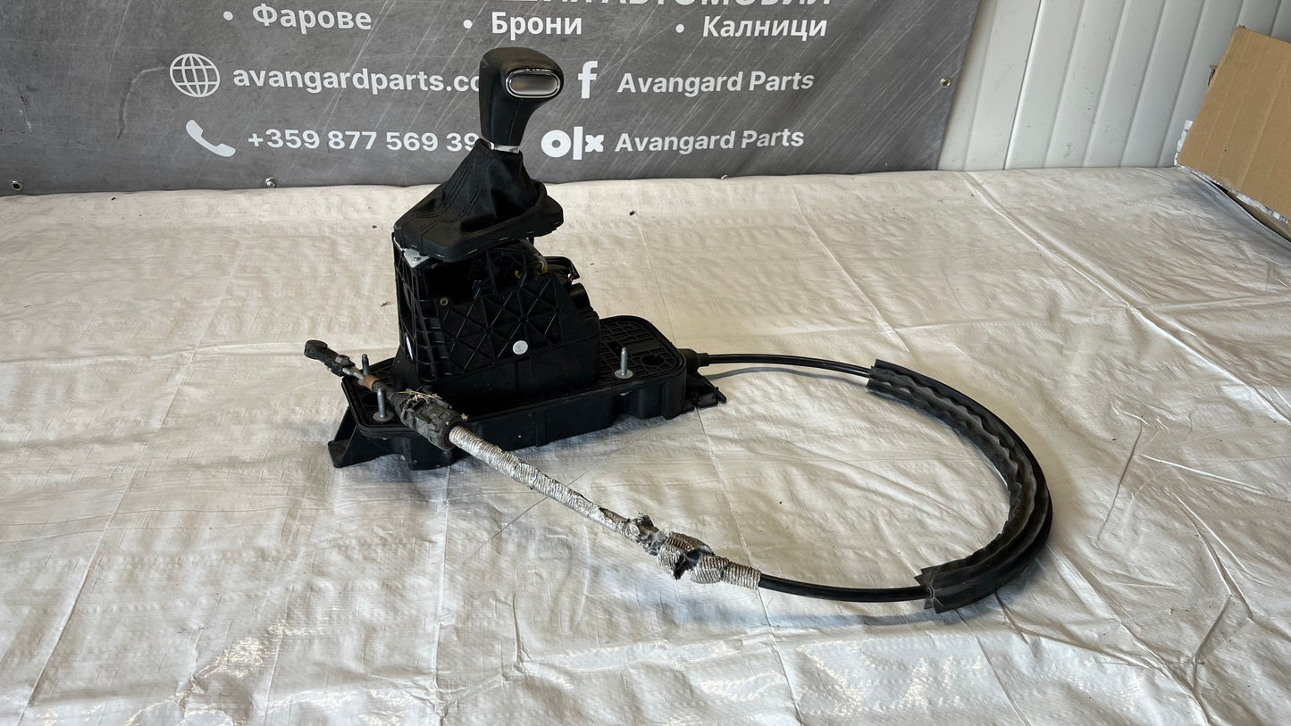 Audi Q3 механизъм скоростен лост