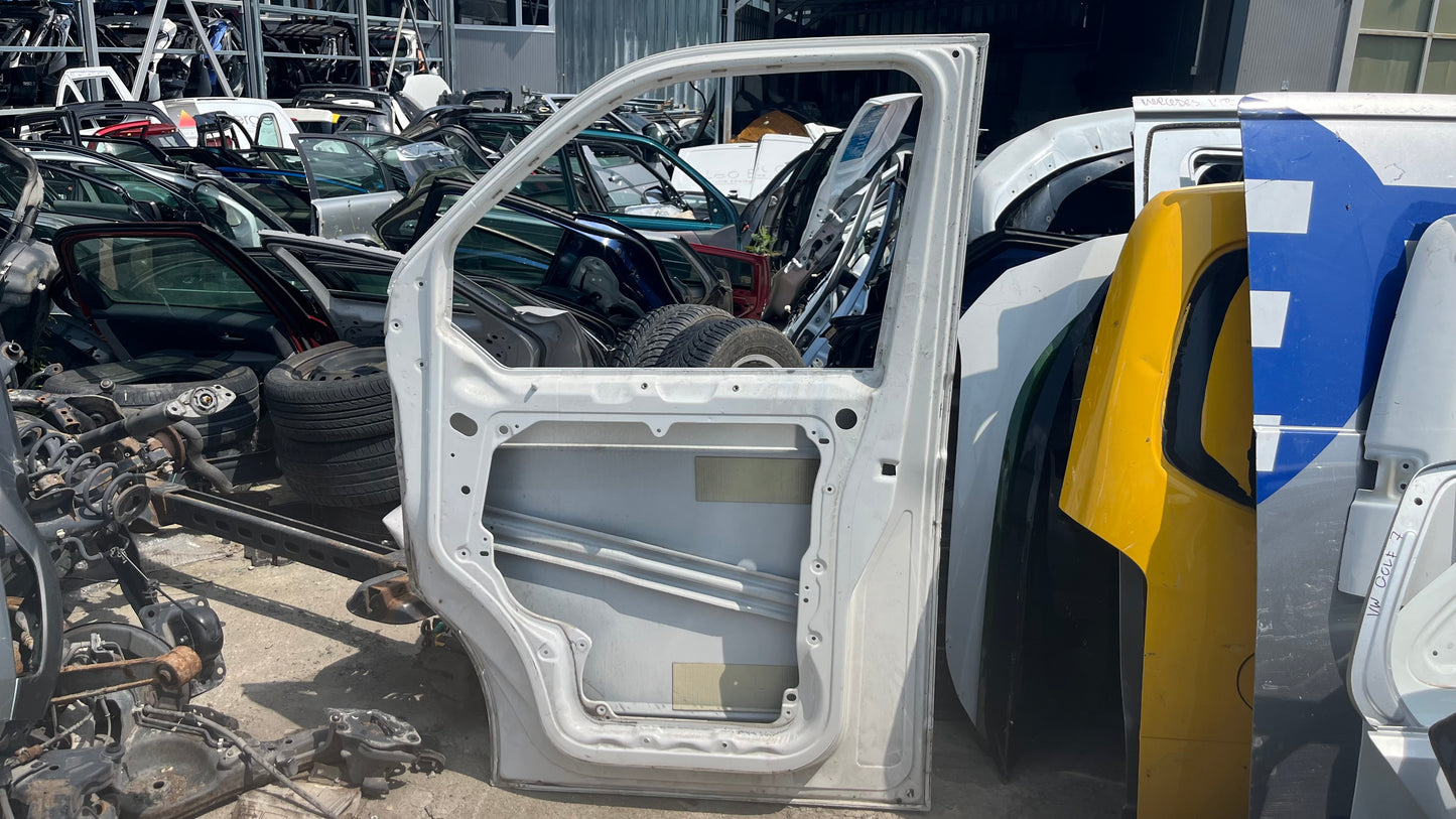 Предна дясна врата Volkswagen T5 Multivan