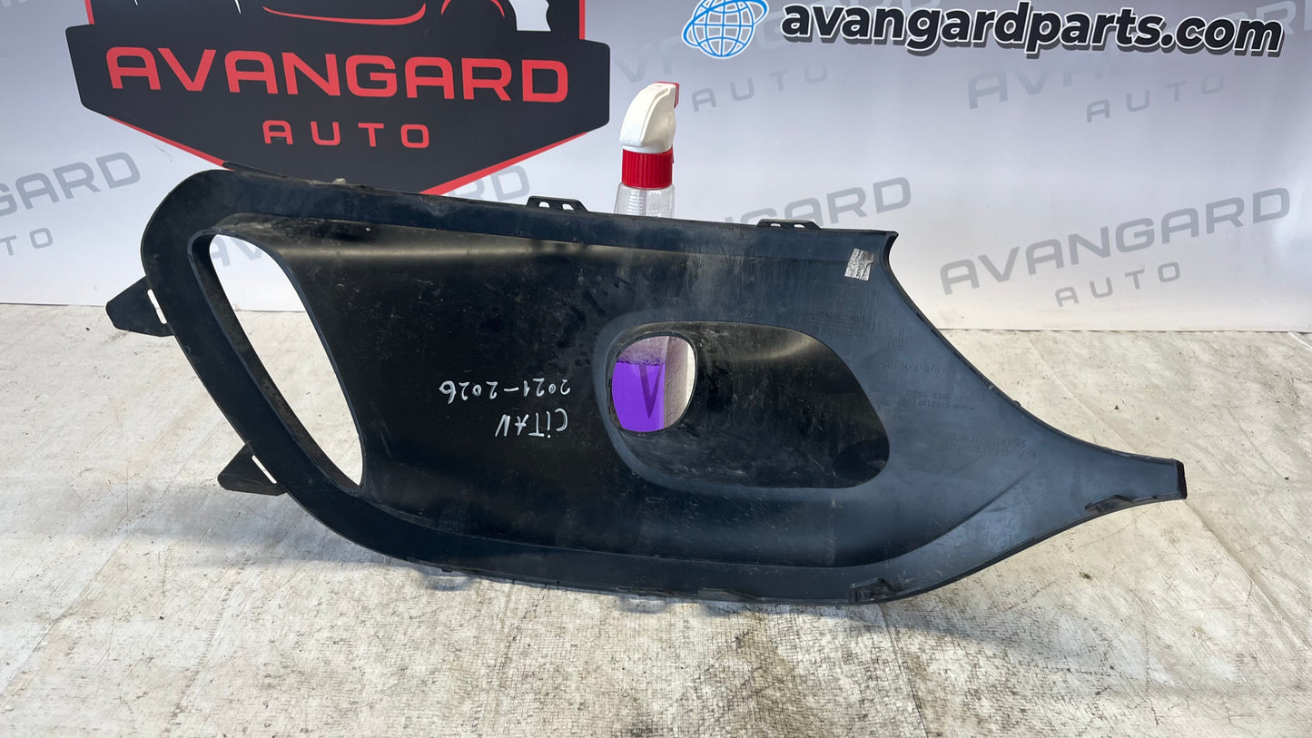 Mercedes Citan W420 решетка за десен халоген