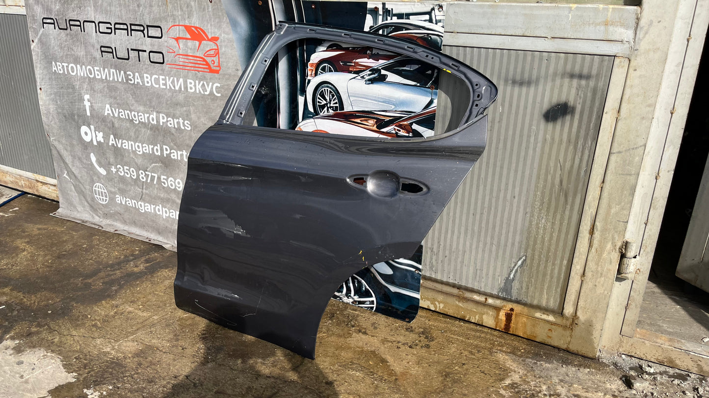 Alfa Romeo Stelvio задна лява врата