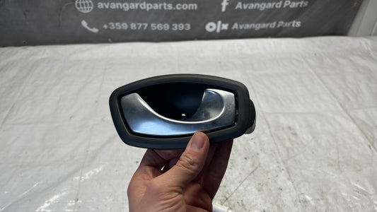 Renault Megane 3 вътрешна предна дясна дръжка