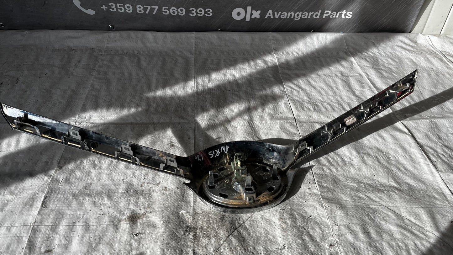 Toyota Auris 2 предна лайстна