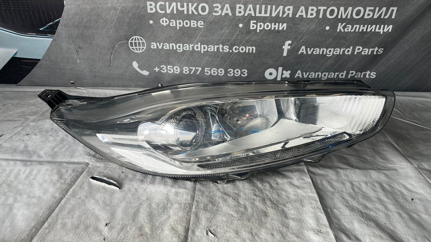 Десен фар Ford Fiesta