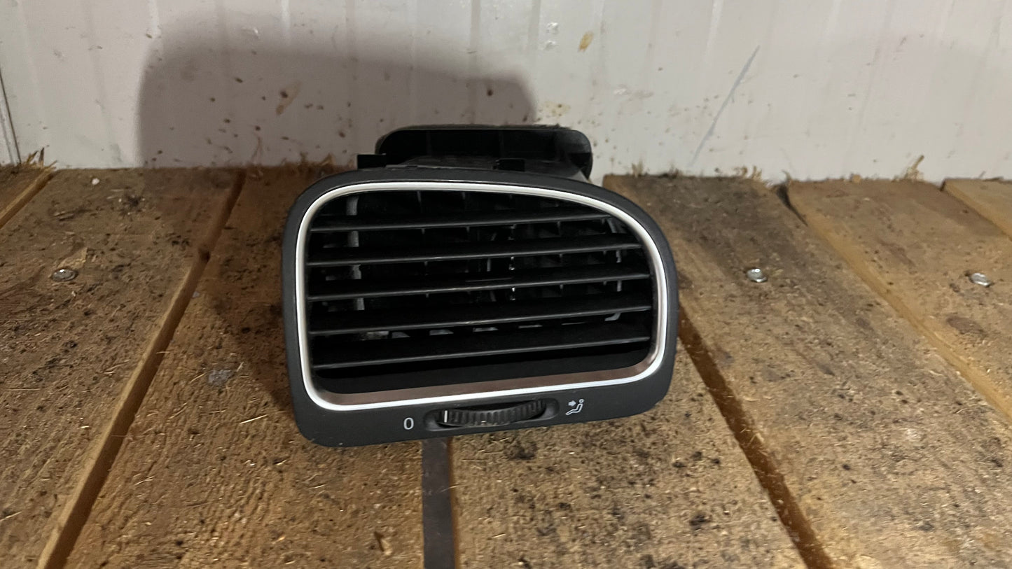 Дясна духалка Volkswagen Golf 6