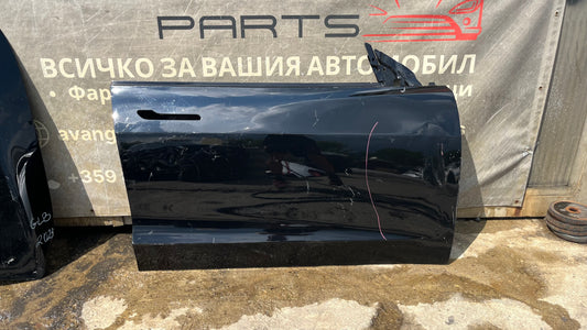 Предна дясна врата Tesla Y