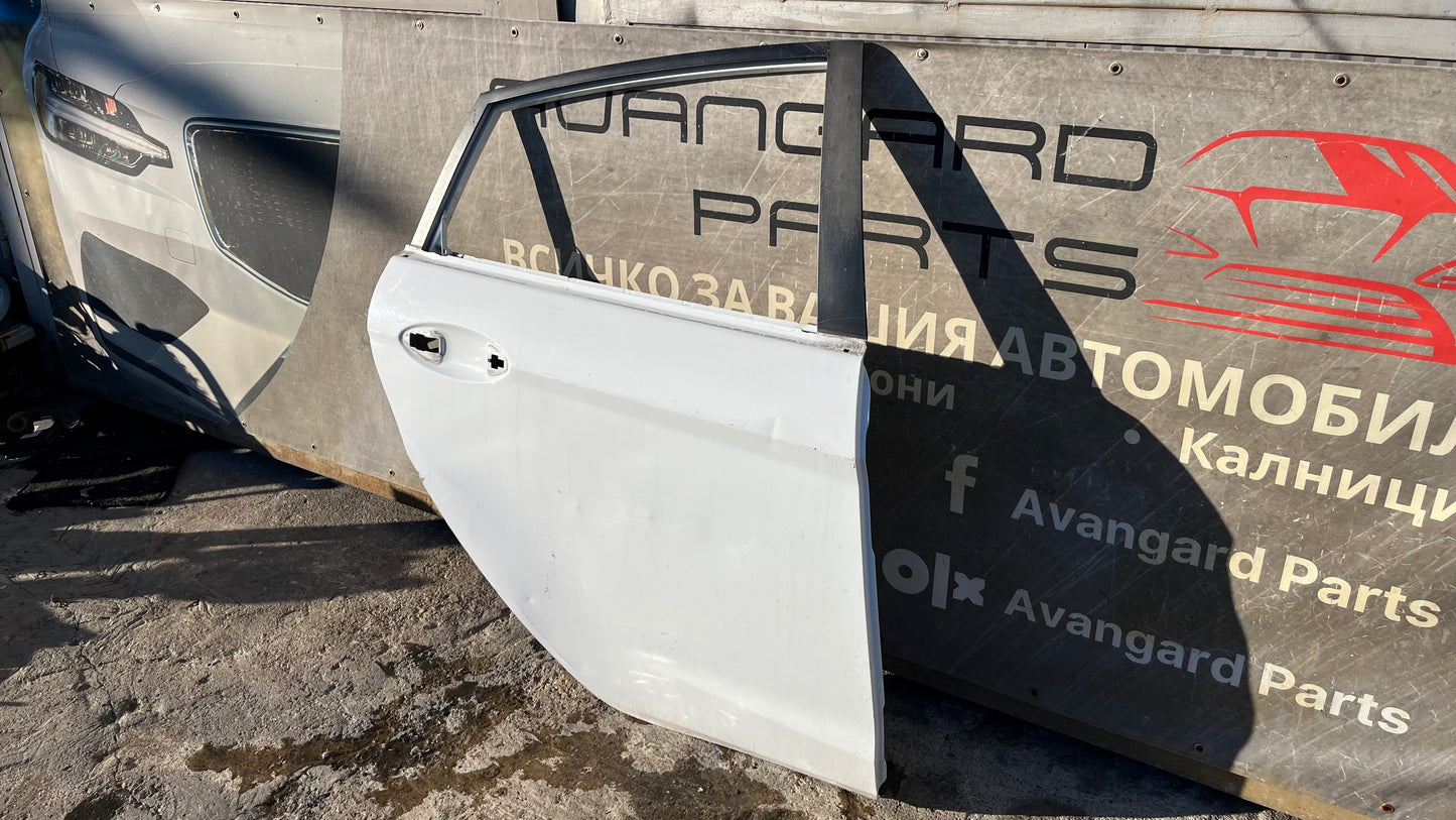 Задна дясна врата Ford Fiesta 2013-2018