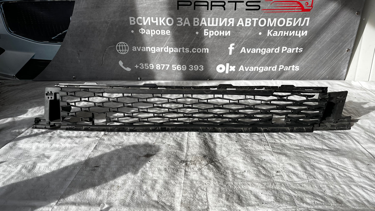 Skoda Karoq предна решетка