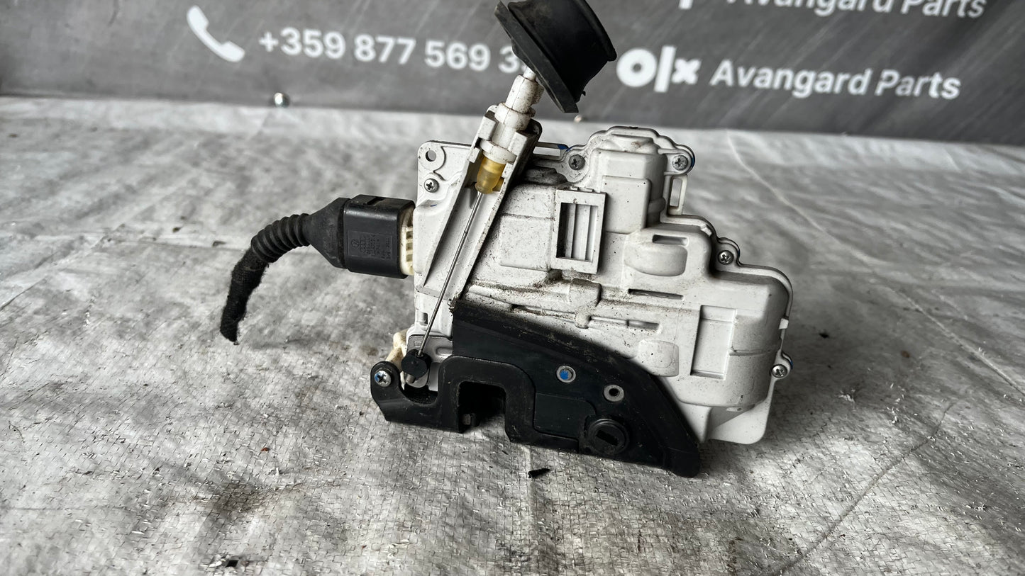 Audi A4 2000- брава задна дясна