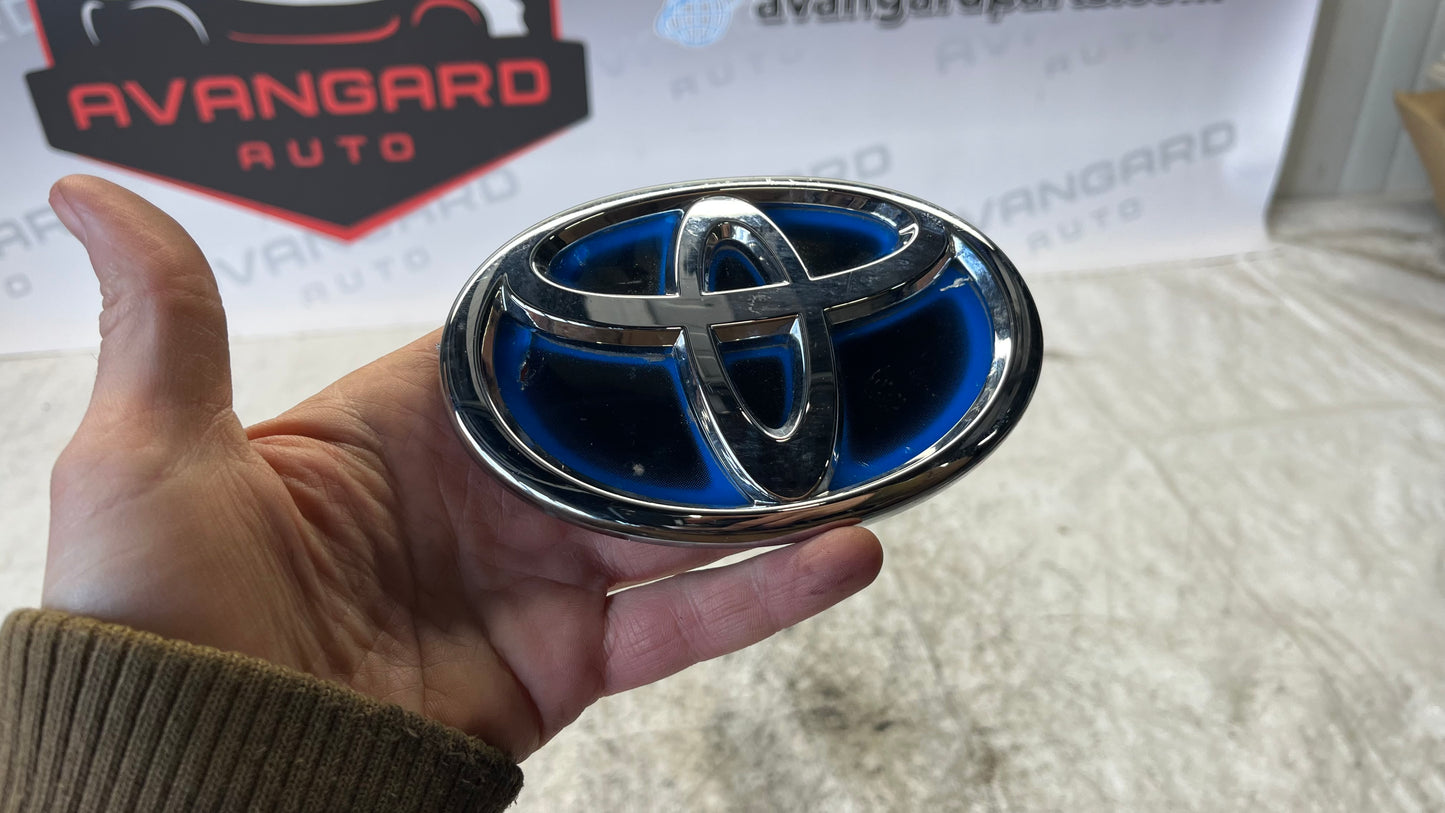 Toyota Hybrid емблема