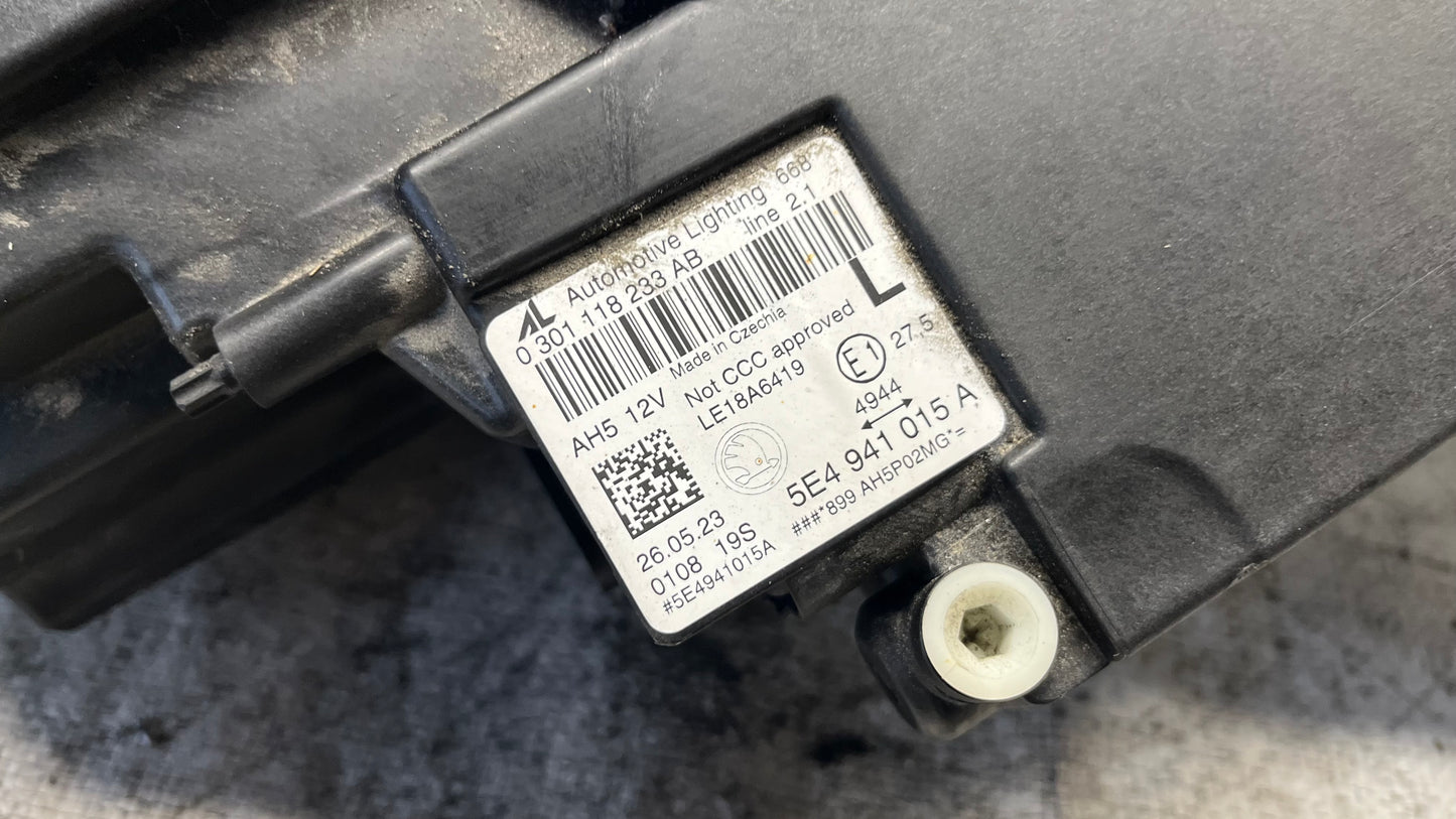 Ляв фар Skoda Octavia 22-