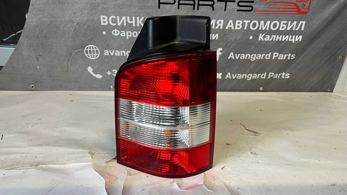 Ляв стоп Volkswagen Transporter T5 2003-2009