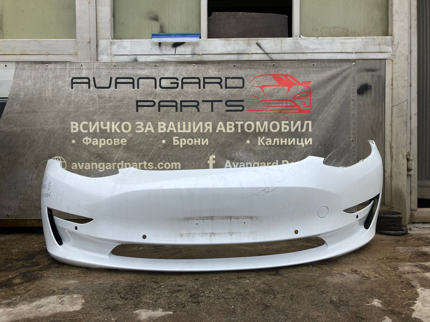 Предна броня за TESLA MODEL 3