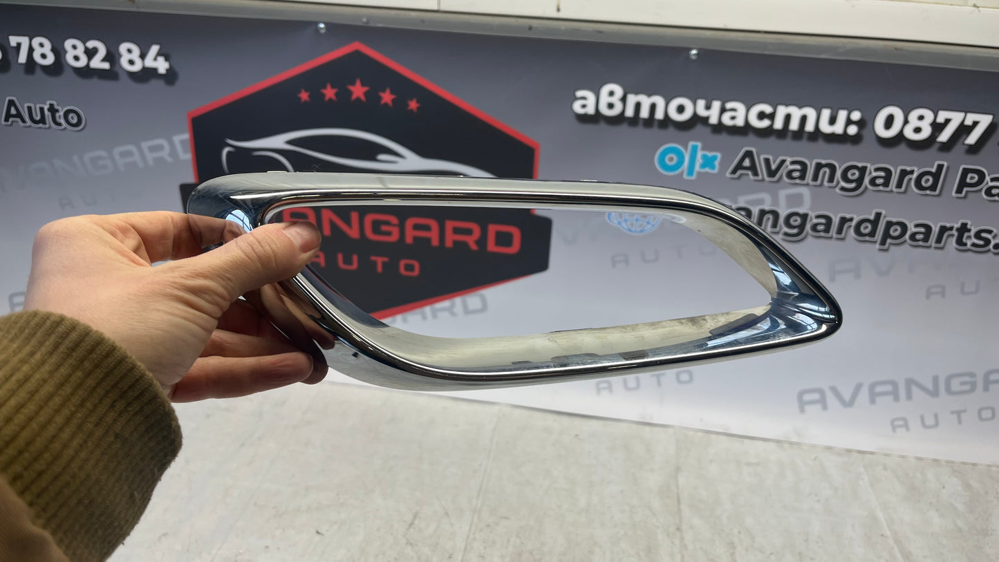 Mercedes E W 214 хром дясна лайстна за халоген