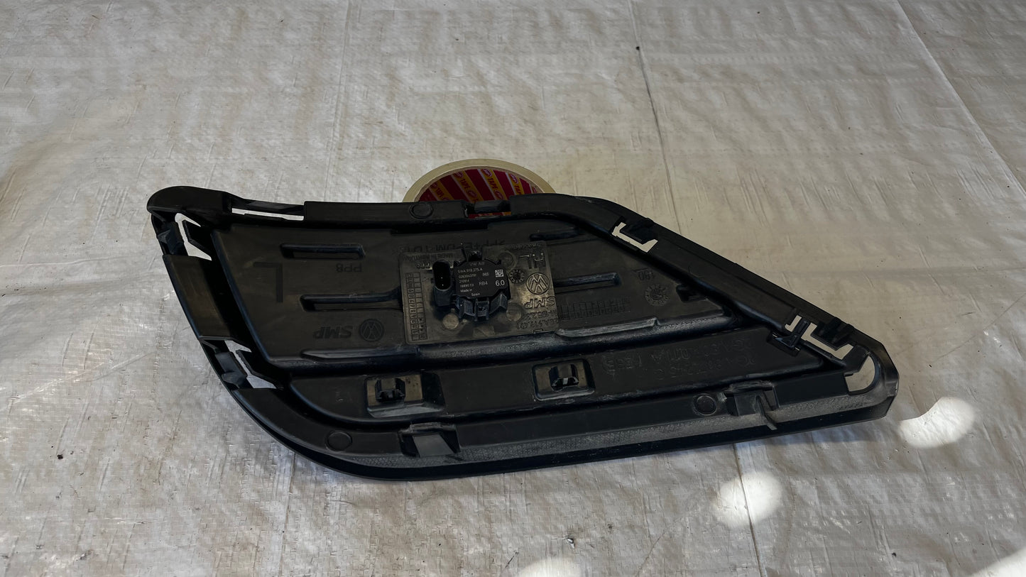 Volkswagen T-Roc лява решетка за предна броня