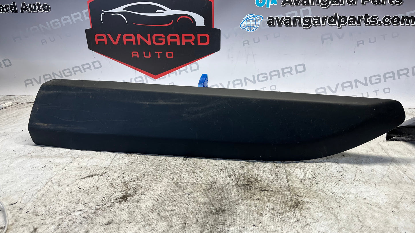 Peugeot Partner 4 декоративна лайстна предна лява