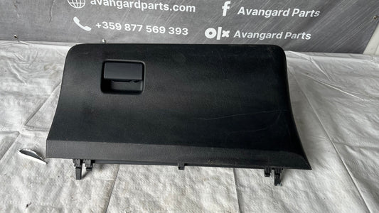 Жабка Toyota Yaris 2011-2018