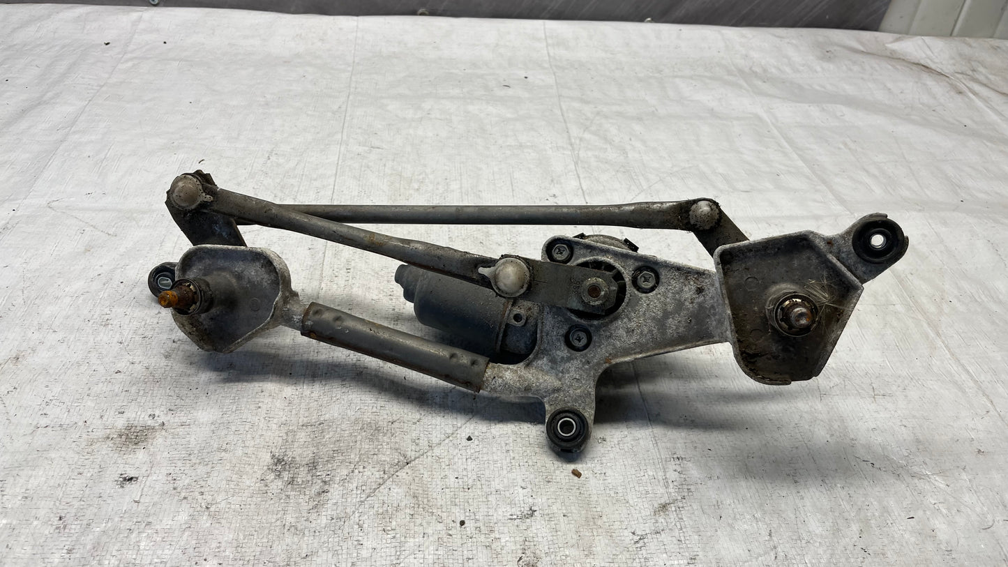 Suzuki SX4 моторче предни чистачки