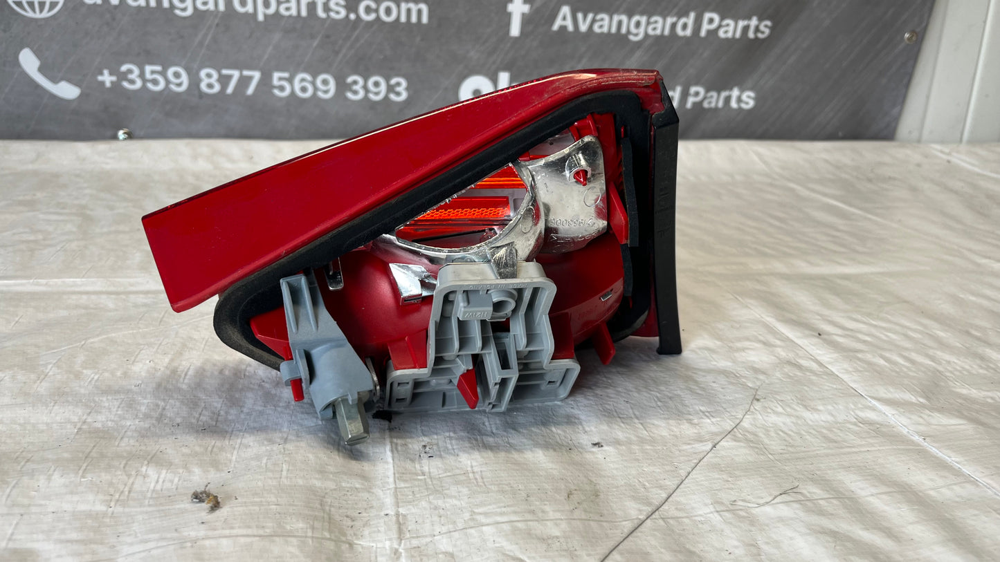 Audi A4 B8 десен стоп