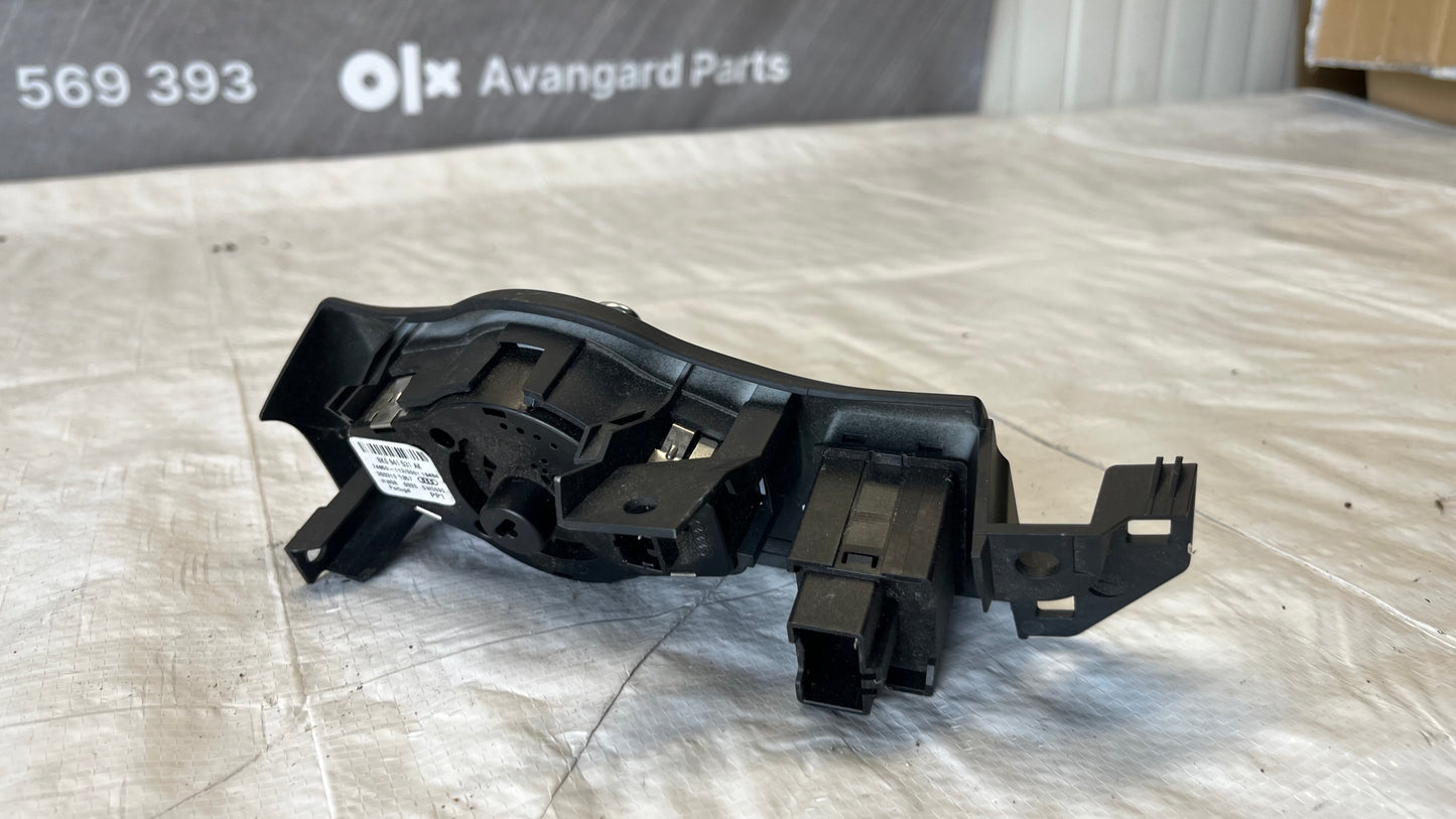 Audi A4 B8 ключ светлини