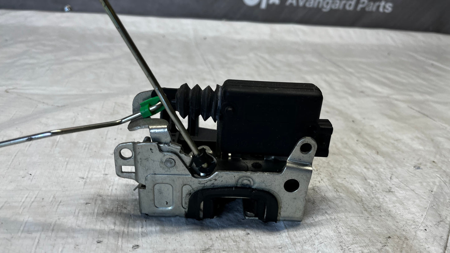 Dacia Duster 2 задна дясна брава