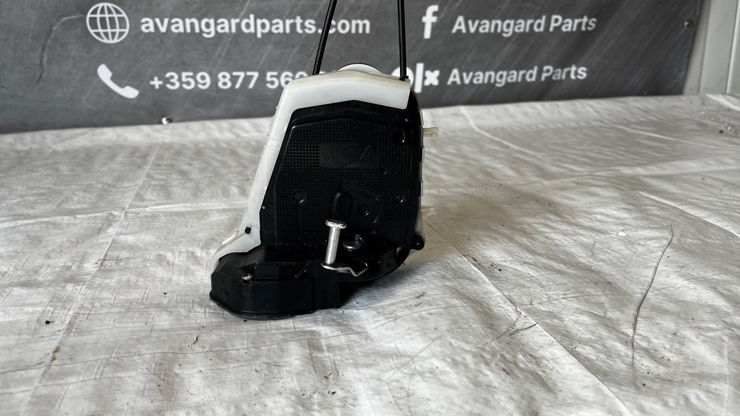 Toyota Yaris 09- брава задна лява