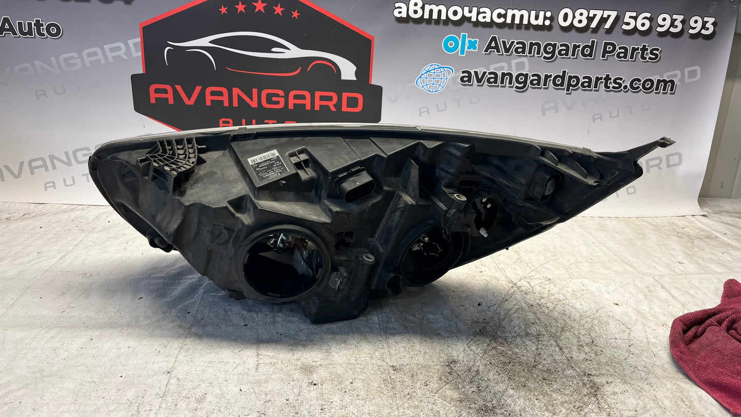 Ford Transit Custom десен фар