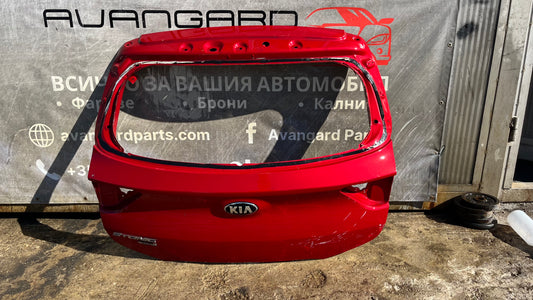 Багажна врата Kia Stonic 2017-