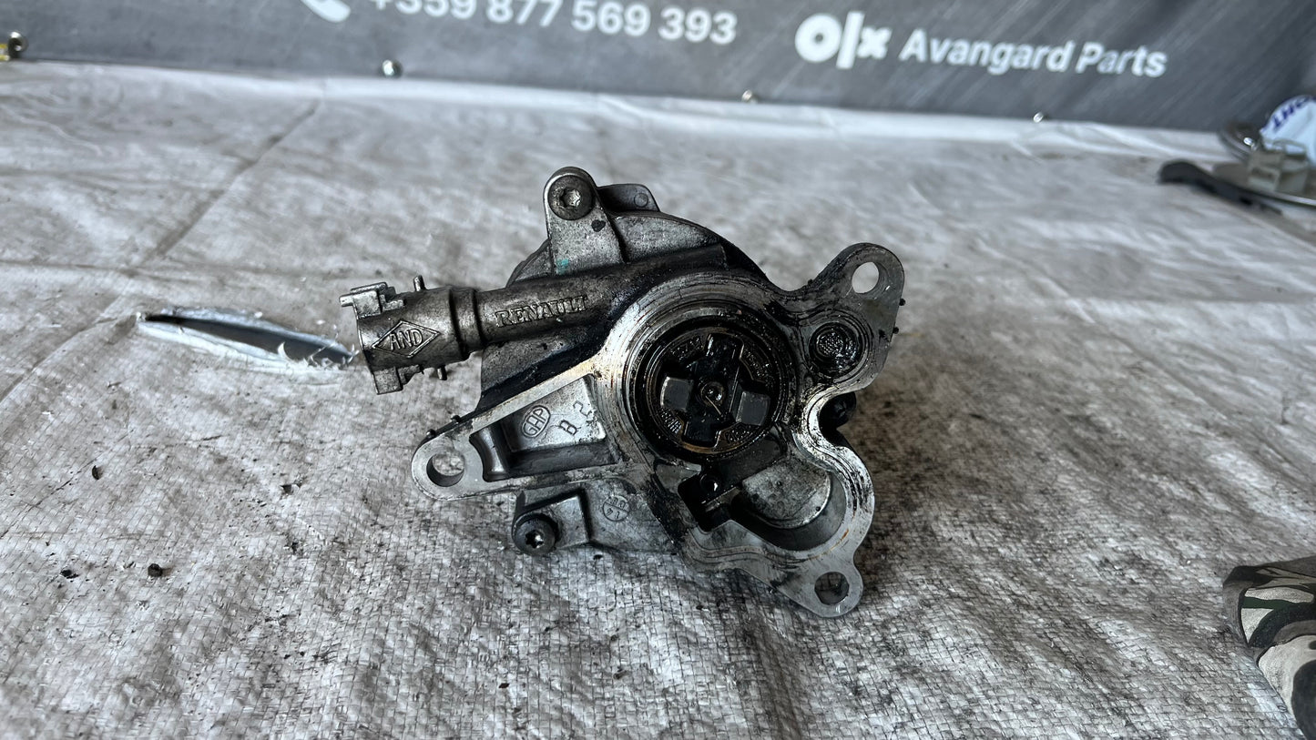 Nissan Qashqai 2.0 DCi вакуум помпа