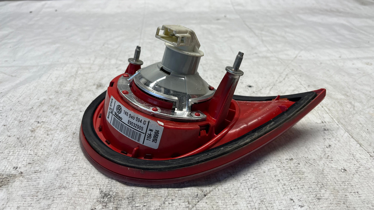 Volkswagen Golf 5 десен стоп