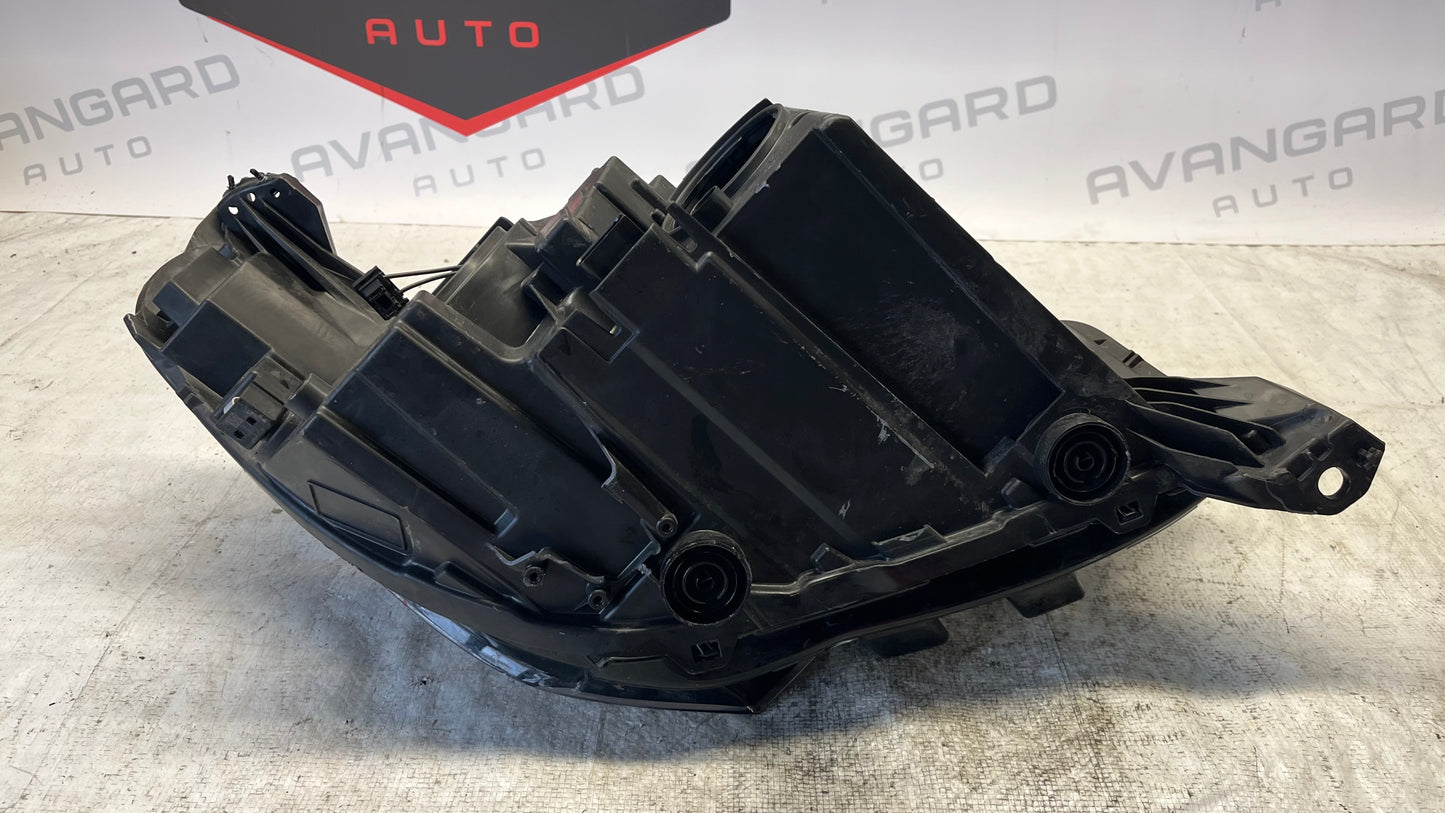 Opel Corsa F ляв фар